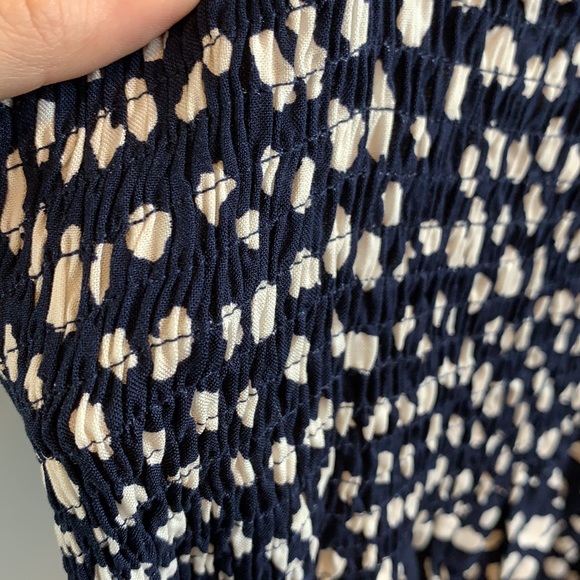 Light, airy button down summer dress - Picture 10 of 12